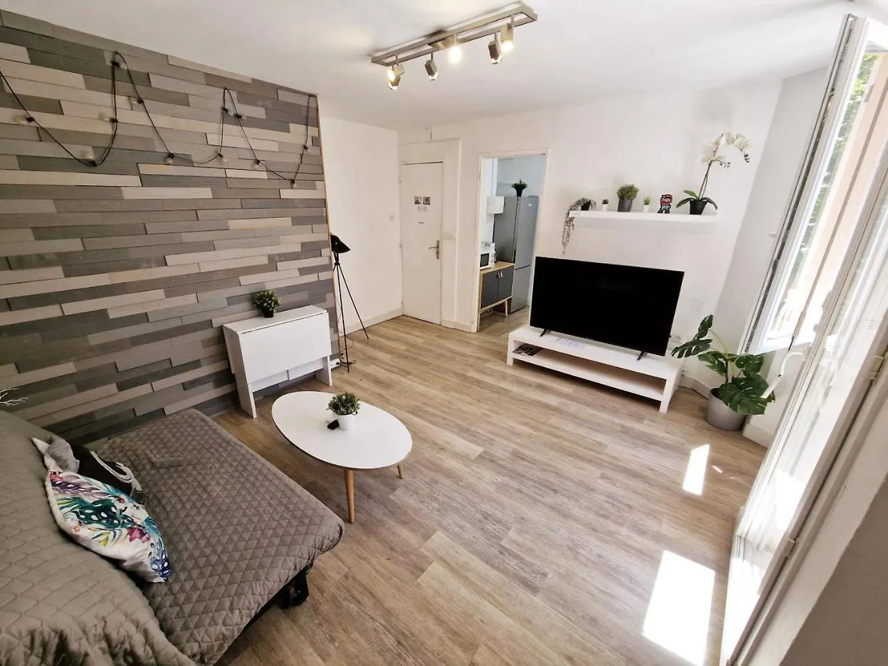 Gregbnb - Climatise - T2 Terrasse 38M2 - Wifi Toulon
