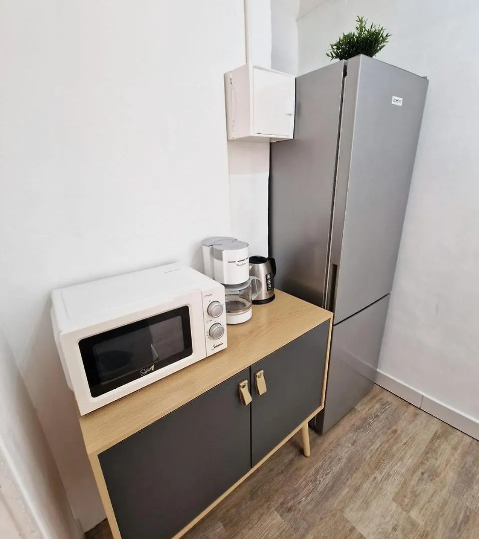 Gregbnb - Climatise - T2 Terrasse 38M2 - Wifi Тулон 0*,
